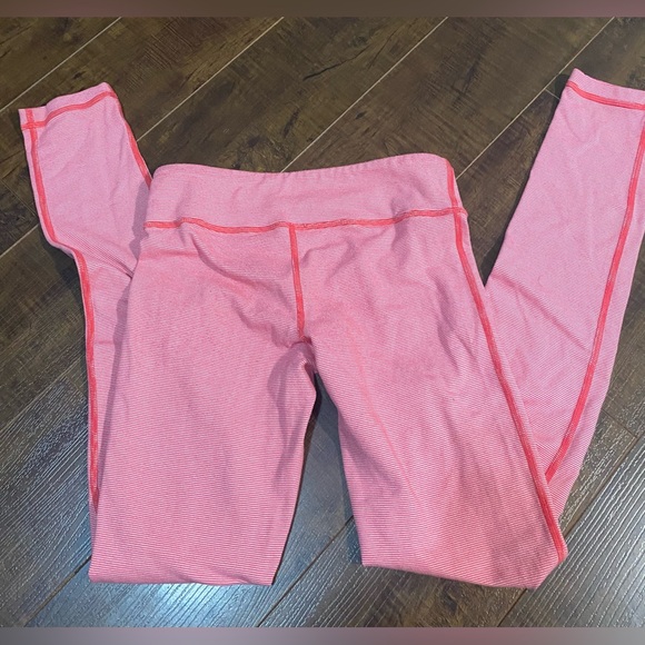 Ivivva size 10 leggings - Picture 5 of 5